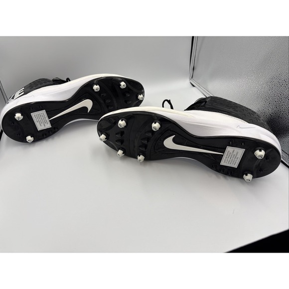Size 17 Men's NIKE Black/White Football Cleats Shoes No Box - Picture 3 of 5